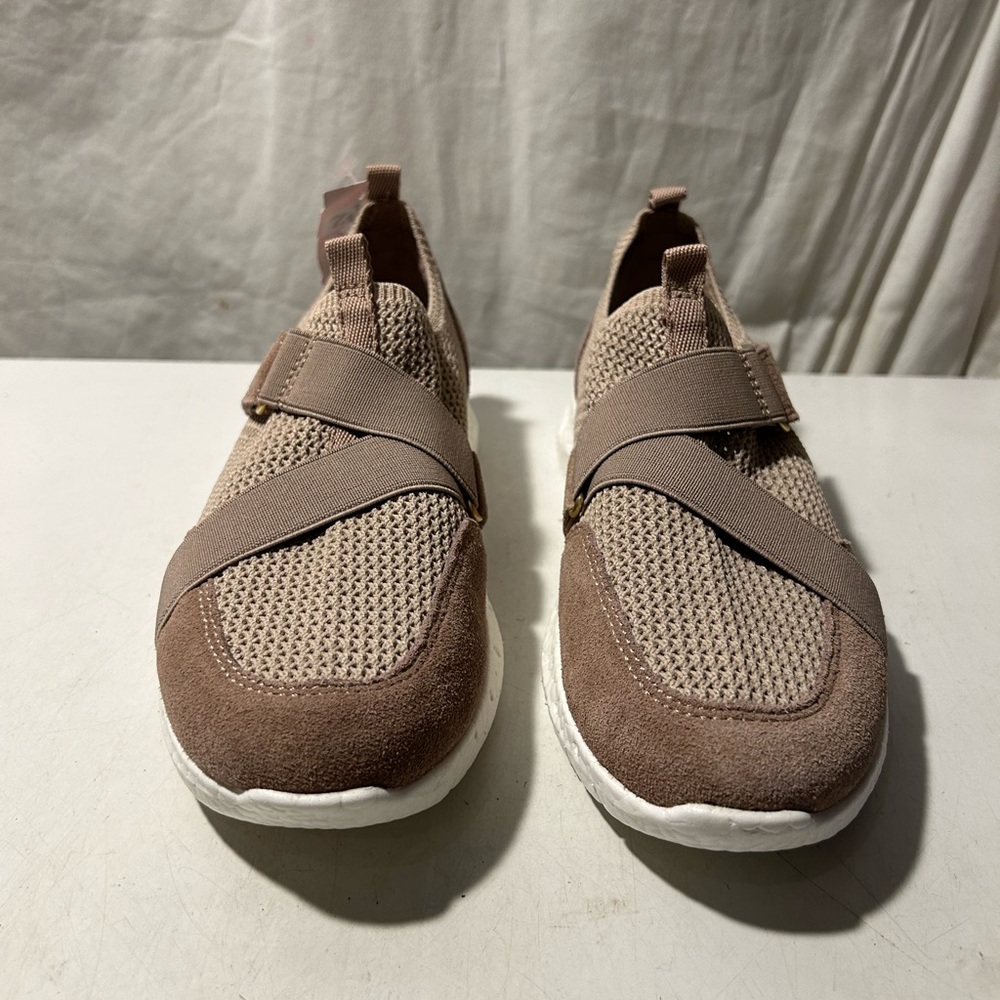 OTBT Vicky dusty rise color lightweight sneakers in various sizes all NWT